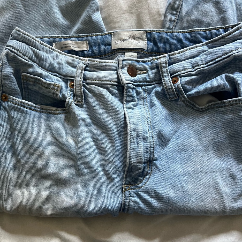 Universal Thread Blue Relaxed Jeans